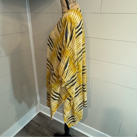 MAELU Womens Yellow Blue Cream Striped Open Front Kimono - One Size - Picture 3 of 6